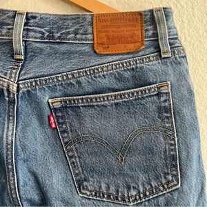 Classic Blue 501 Levi’s Jeans
